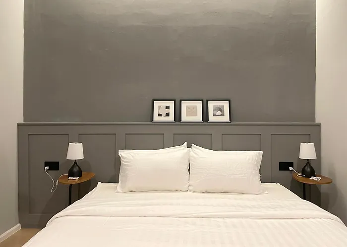Velin Khaosan - 2nd Floor With 2bedrooms *