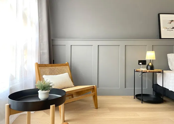 Velin Khaosan - 2nd Floor With 2bedrooms *